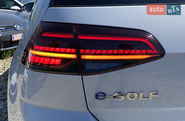 Хэтчбек Volkswagen e-Golf 2018 в 