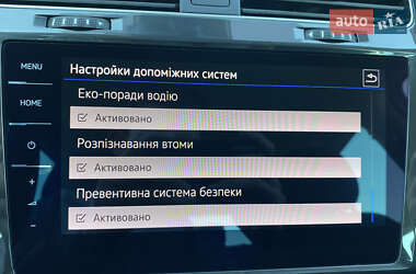 Хэтчбек Volkswagen e-Golf 2018 в 