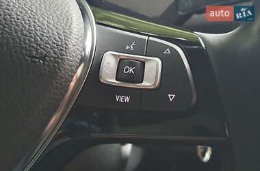 Хетчбек Volkswagen e-Golf 2020 в 
