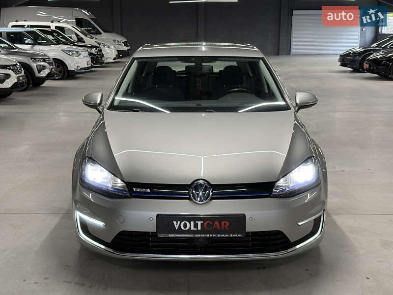 Хэтчбек Volkswagen e-Golf 2015 в Владимире