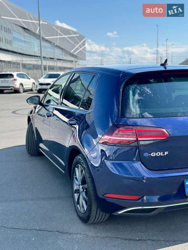 Хетчбек Volkswagen e-Golf 2018 в Львові
