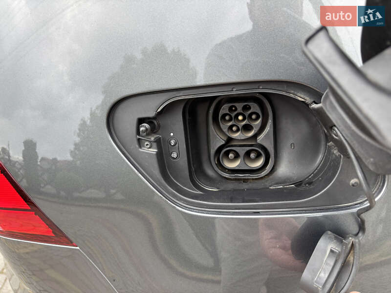 Хэтчбек Volkswagen e-Golf 2018 в Косове