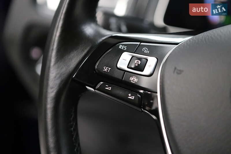 Хетчбек Volkswagen e-Golf 2021 в Дрогобичі