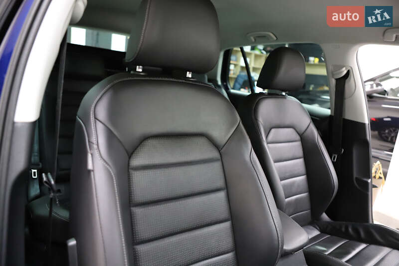 Хетчбек Volkswagen e-Golf 2021 в Дрогобичі
