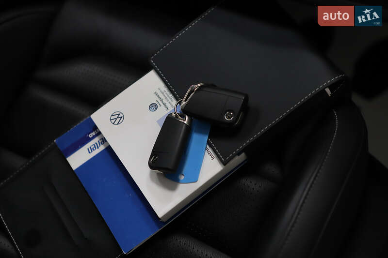 Хетчбек Volkswagen e-Golf 2021 в Дрогобичі