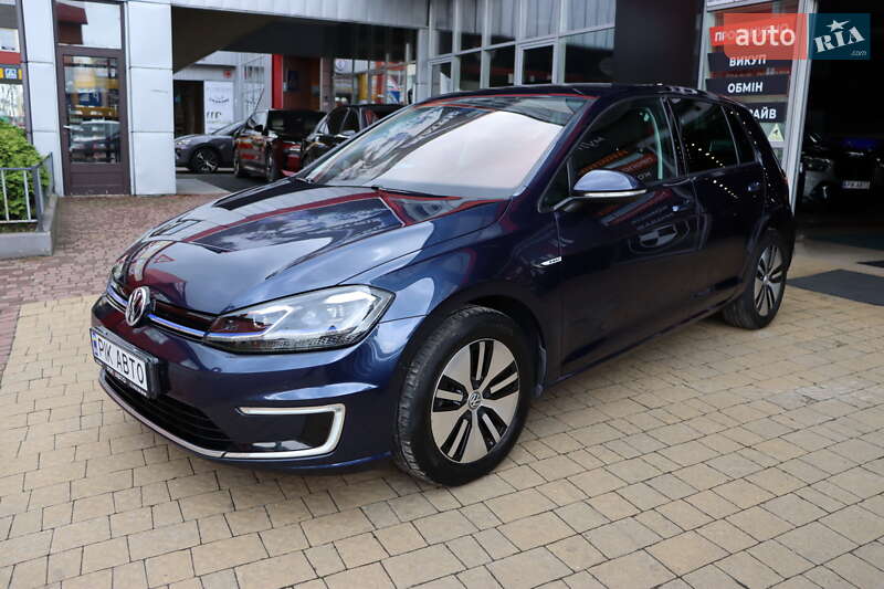 Хэтчбек Volkswagen e-Golf 2016 в Львове