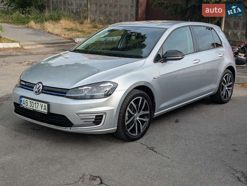 Хетчбек Volkswagen e-Golf 2020 в Вінниці