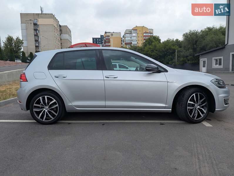 Хетчбек Volkswagen e-Golf 2020 в Вінниці
