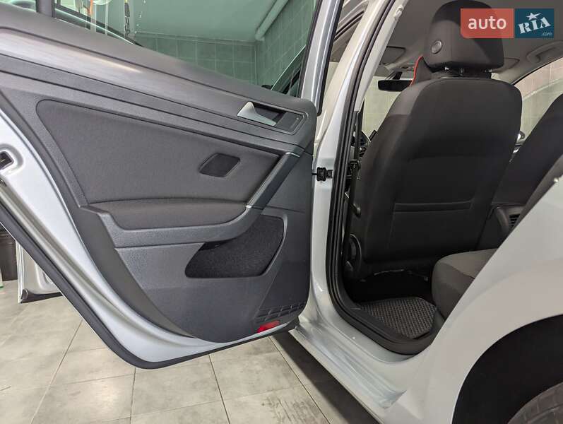 Хетчбек Volkswagen e-Golf 2020 в Вінниці