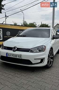 Хэтчбек Volkswagen e-Golf 2016 в Броварах