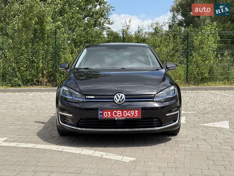 Хэтчбек Volkswagen e-Golf 2017 в Луцке фото 2 Хэтчбек Volkswagen e-Golf 2017 в Луцке