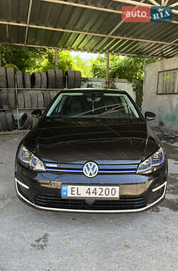 Хэтчбек Volkswagen e-Golf 2017 в Днепре
