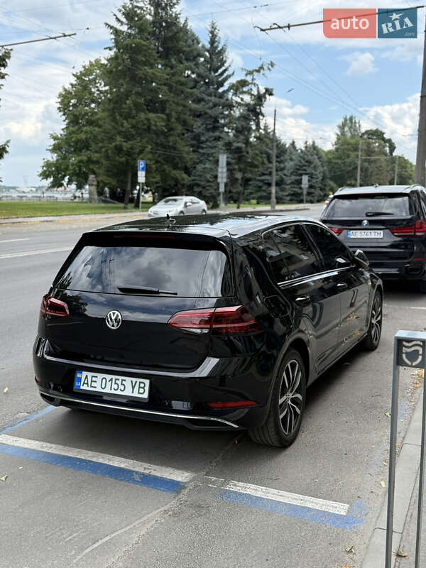 Хетчбек Volkswagen e-Golf 2019 в Дніпрі