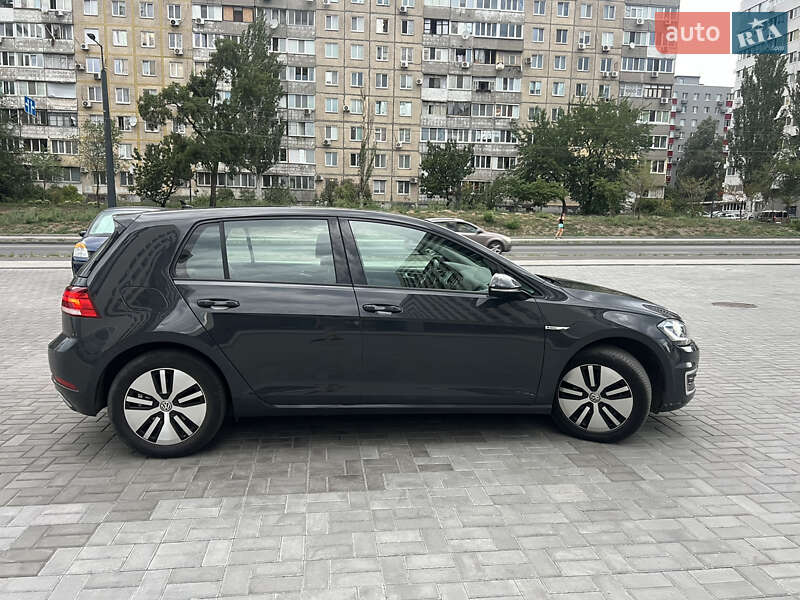Хэтчбек Volkswagen e-Golf 2020 в Днепре