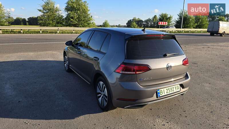 Хэтчбек Volkswagen e-Golf 2017 в Полтаве