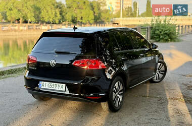 Хэтчбек Volkswagen e-Golf 2015 в 