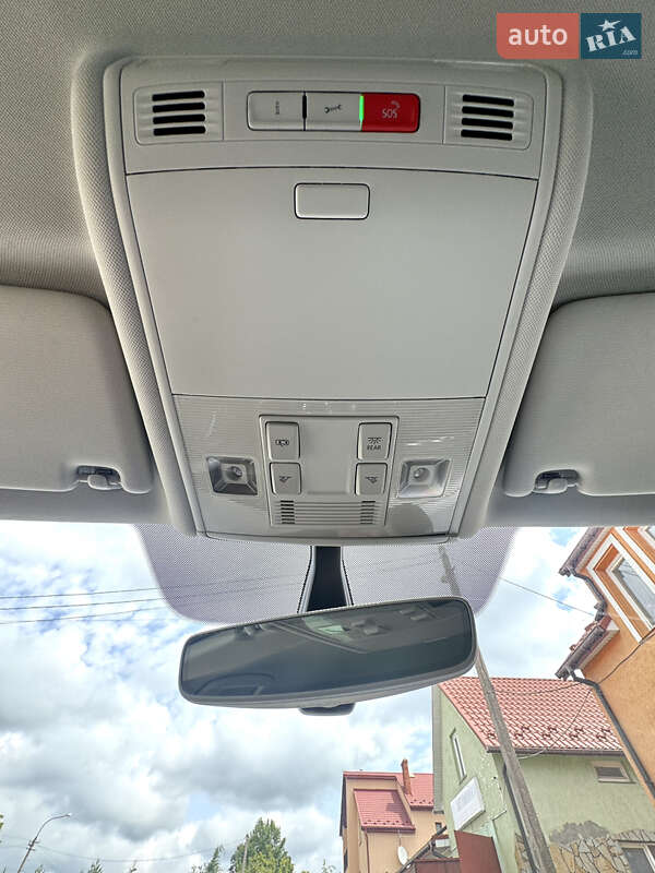 Хэтчбек Volkswagen e-Golf 2019 в Самборе