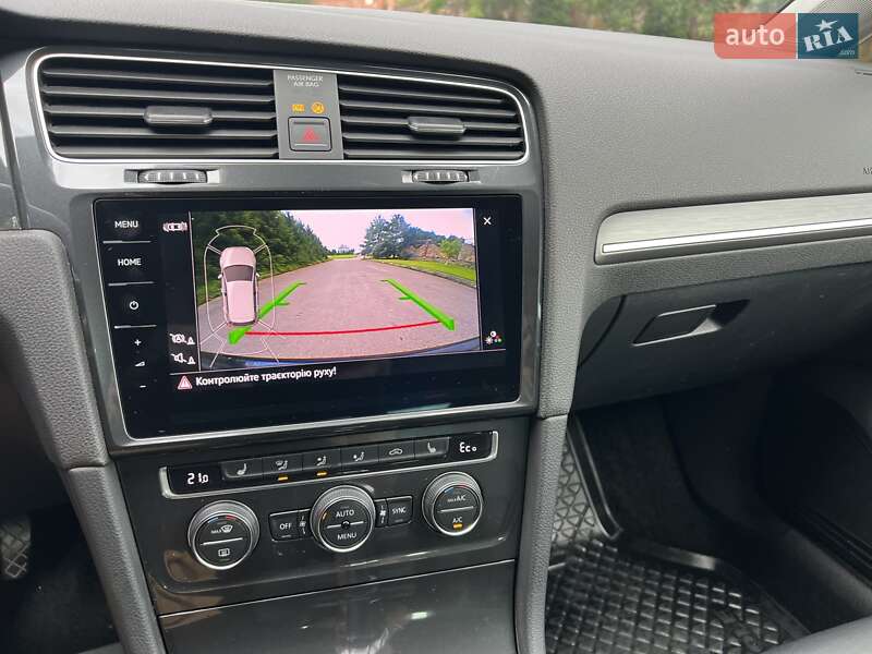 Хэтчбек Volkswagen e-Golf 2019 в Ровно