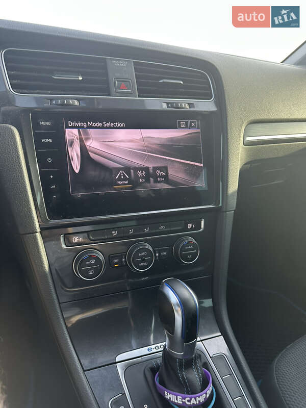 Хетчбек Volkswagen e-Golf 2018 в Мукачевому