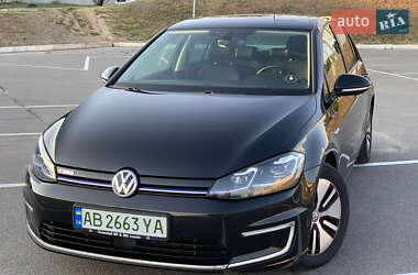 Хэтчбек Volkswagen e-Golf 2017 в Виннице