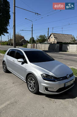 Хэтчбек Volkswagen e-Golf 2016 в Запорожье