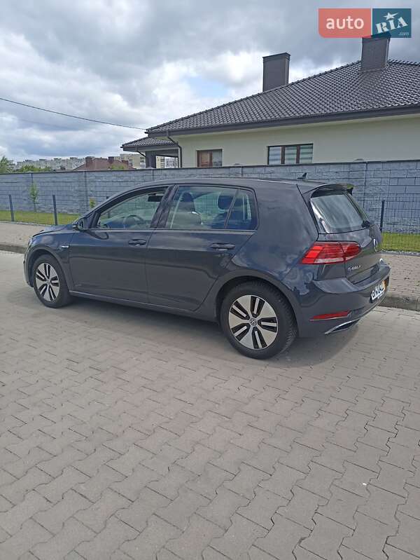 Хетчбек Volkswagen e-Golf 2020 в Рівному