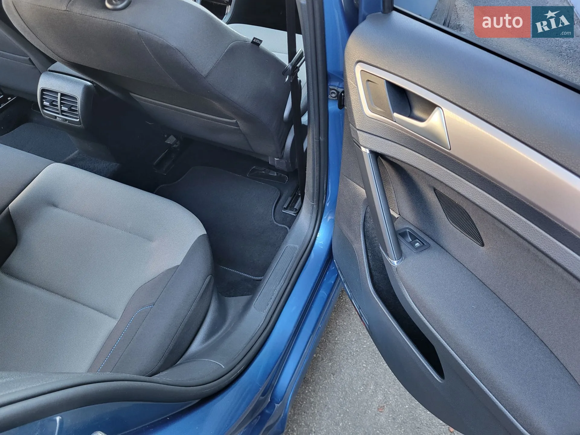 2016 Volkswagen Golf - мініатюра 12