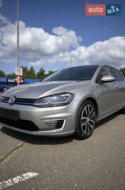 Хетчбек Volkswagen e-Golf 2020 в Києві