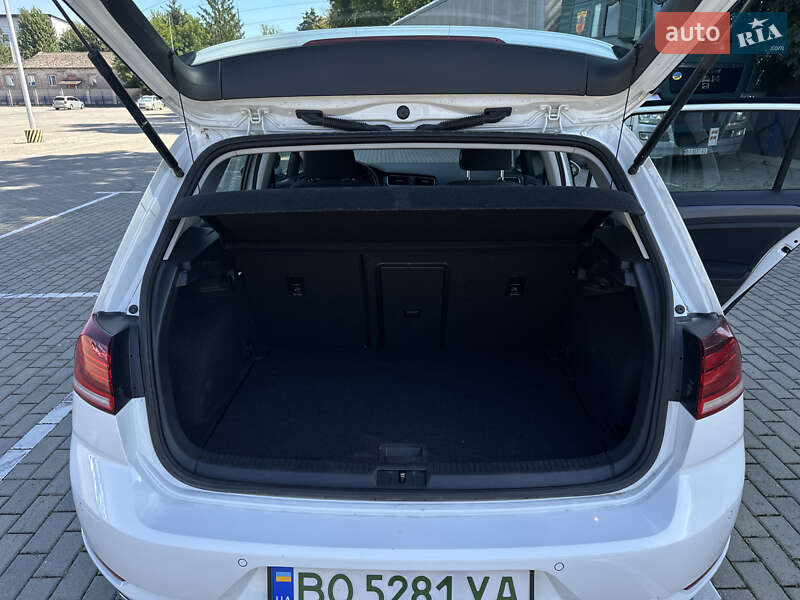 Хетчбек Volkswagen e-Golf 2018 в Тернополі