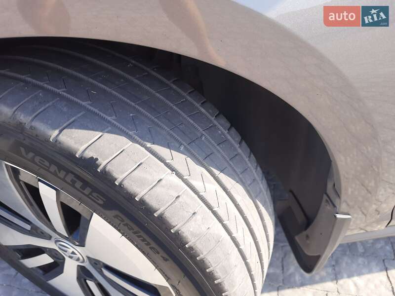 Хетчбек Volkswagen e-Golf 2015 в Запоріжжі