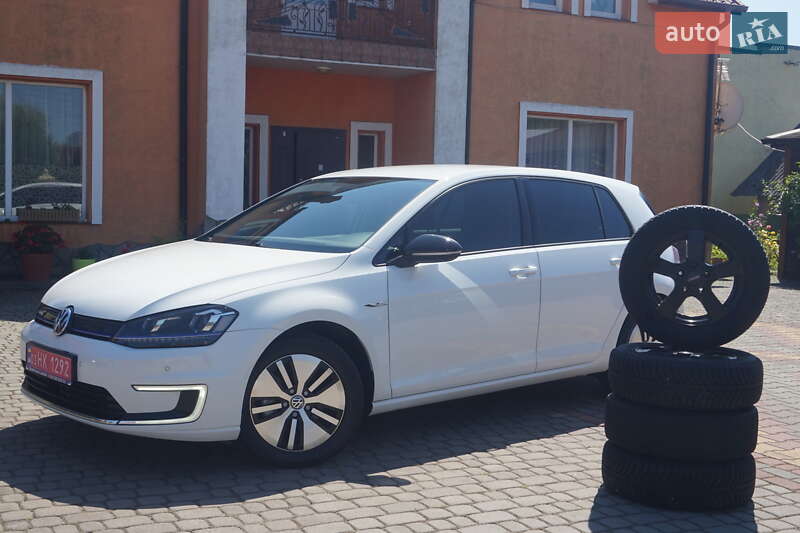 Volkswagen e-Golf 2014