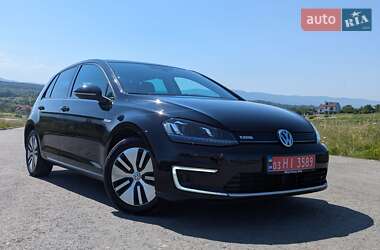 Хэтчбек Volkswagen e-Golf 2016 в Дрогобыче