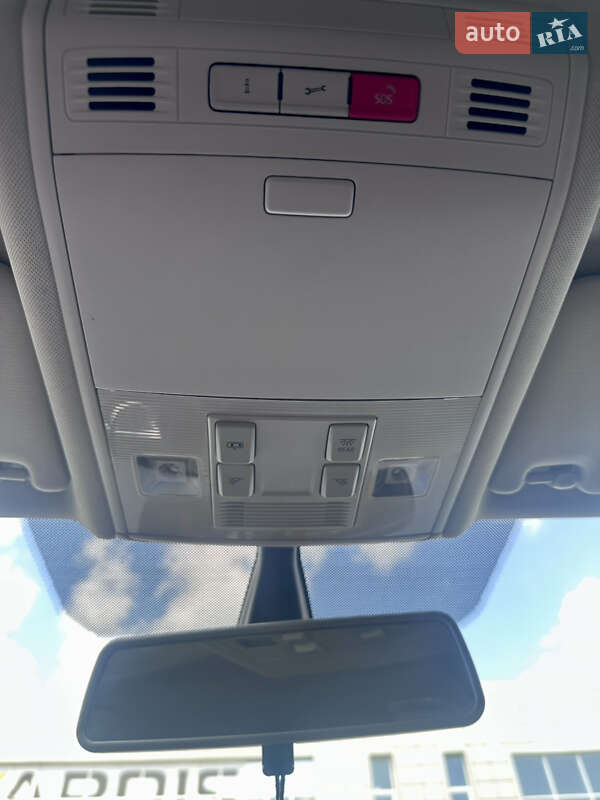 Хетчбек Volkswagen e-Golf 2019 в Харкові