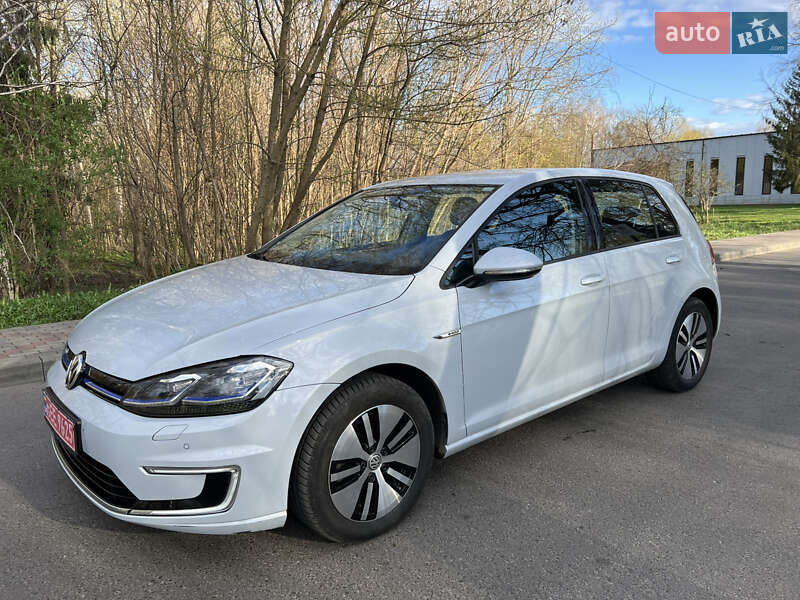 Хэтчбек Volkswagen e-Golf 2018 в Луцке