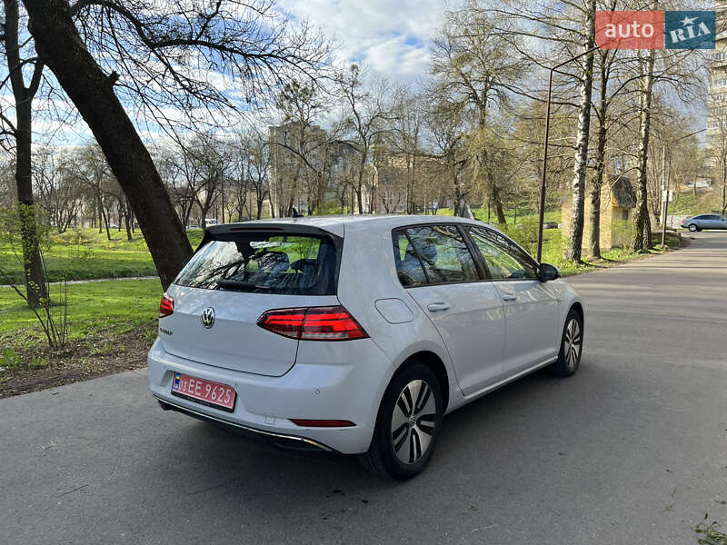 Хэтчбек Volkswagen e-Golf 2018 в Луцке