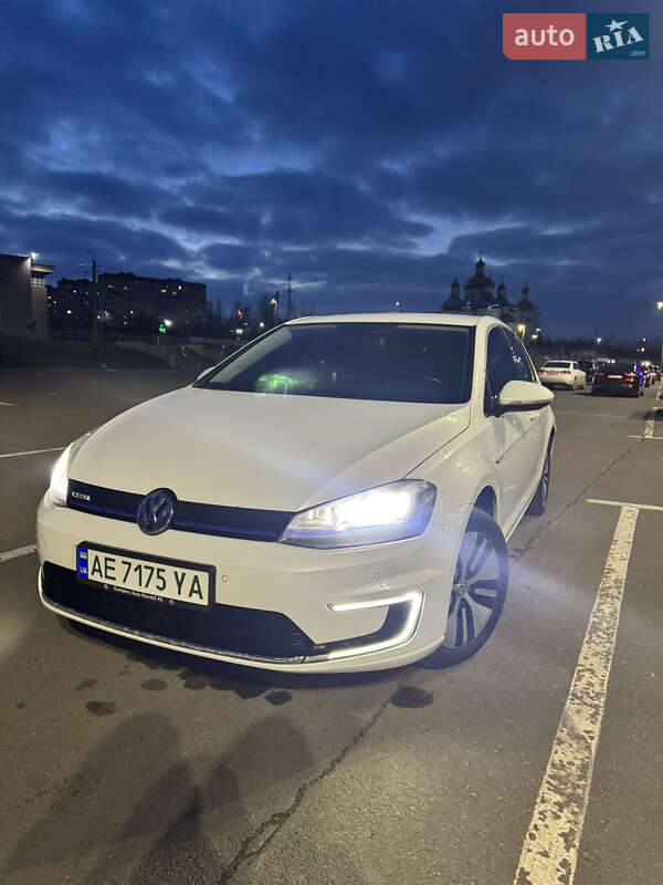 Хетчбек Volkswagen e-Golf 2014 в Кривому Розі