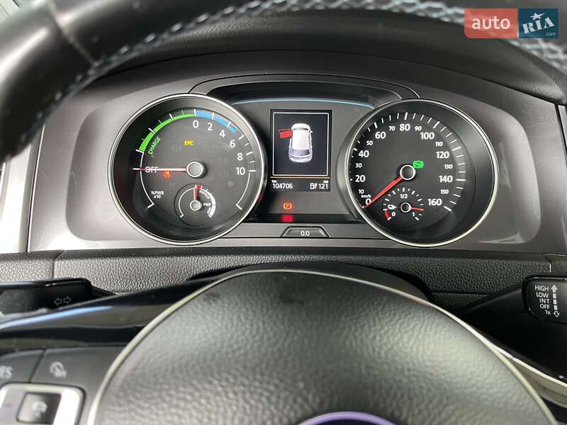 Хетчбек Volkswagen e-Golf 2014 в Луцьку