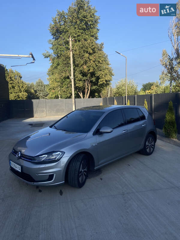 Volkswagen e-Golf 2017