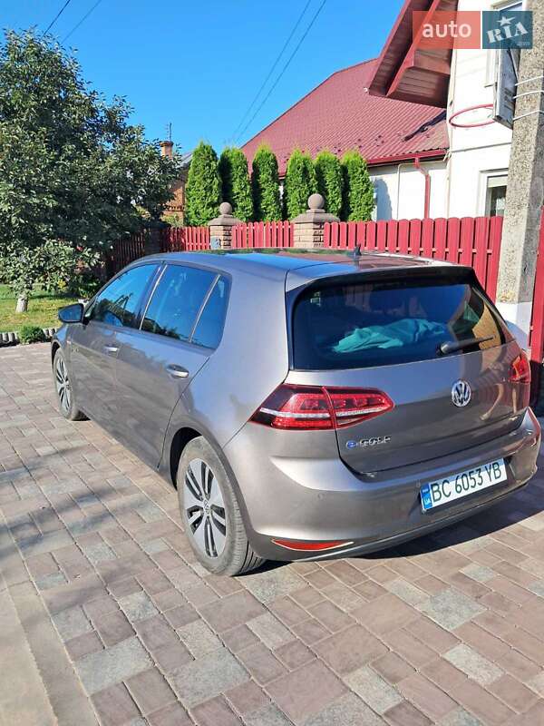 Хэтчбек Volkswagen e-Golf 2015 в Луцке фото 24 Хэтчбек Volkswagen e-Golf 2015 в Луцке