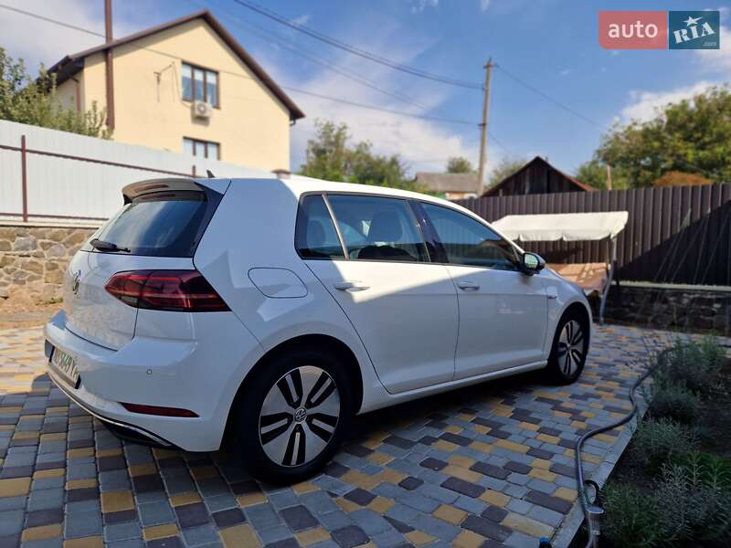 Хэтчбек Volkswagen e-Golf 2018 в Виннице фото 8 Хэтчбек Volkswagen e-Golf 2018 в Виннице
