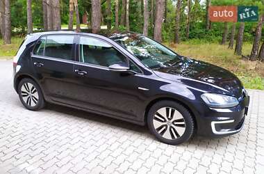 Хетчбек Volkswagen e-Golf 2015 в Костопілі