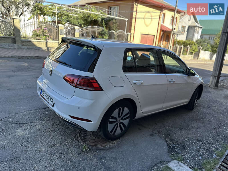 Хэтчбек Volkswagen e-Golf 2019 в Черновцах фото 4 Хэтчбек Volkswagen e-Golf 2019 в Черновцах