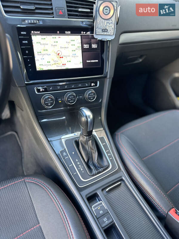 Хэтчбек Volkswagen e-Golf 2019 в Черновцах фото 12 Хэтчбек Volkswagen e-Golf 2019 в Черновцах