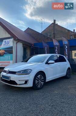 Хэтчбек Volkswagen e-Golf 2014 в Ужгороде