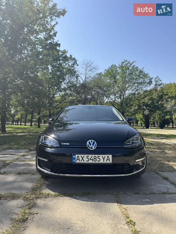 Хетчбек Volkswagen e-Golf 2015 в Харкові фото 2 Хетчбек Volkswagen e-Golf 2015 в Харкові