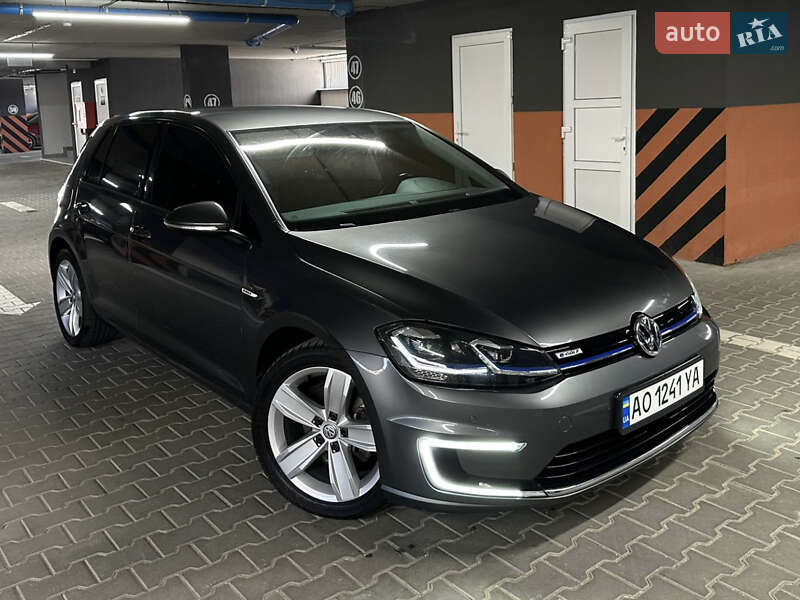 Хэтчбек Volkswagen e-Golf 2018 в Ужгороде фото 5 Хэтчбек Volkswagen e-Golf 2018 в Ужгороде