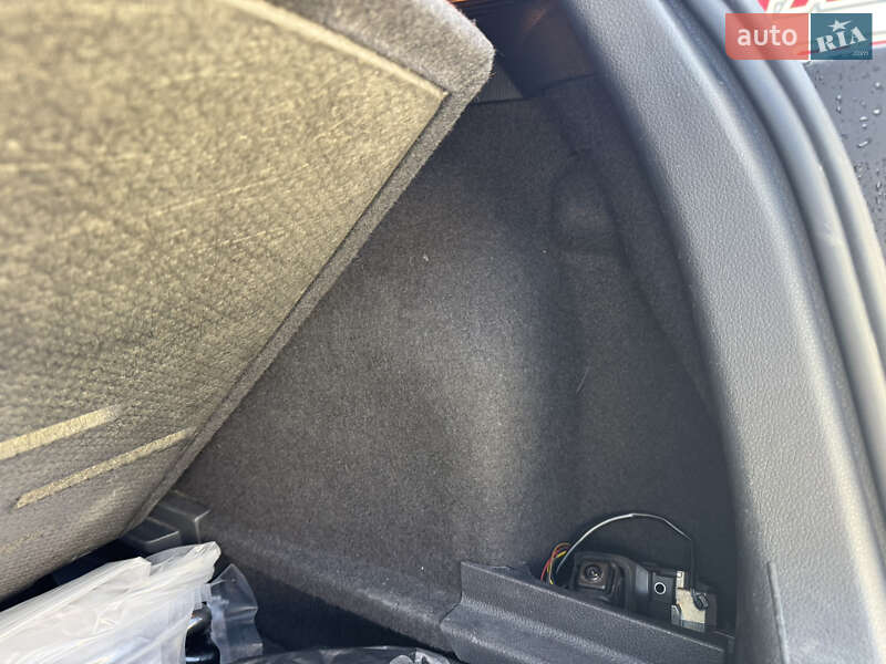 Хетчбек Volkswagen e-Golf 2014 в Хмельницькому