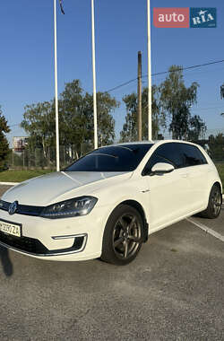 Хетчбек Volkswagen e-Golf 2014 в Житомирі