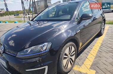 Хэтчбек Volkswagen e-Golf 2015 в Запорожье