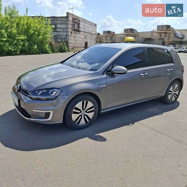 Хетчбек Volkswagen e-Golf 2016 в Кривому Розі